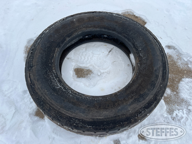 (1) Firestone FS560 11R24.5 tire